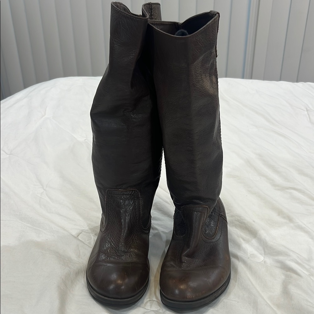 Kenneth Cole Brown Heeled Boots